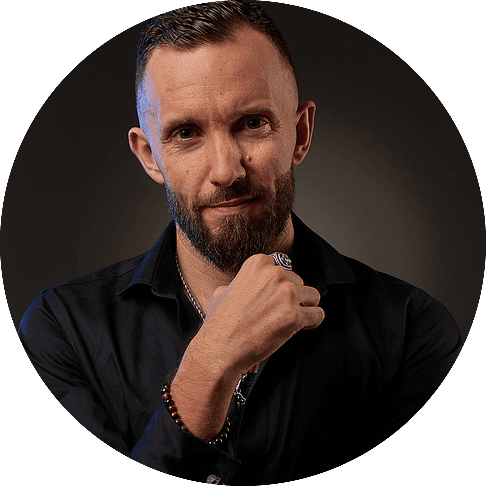 Christophe Mazzola, RSSI/CISO, Lead GRC et auteur